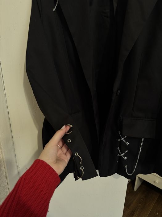 Черный пиджак оверсайз