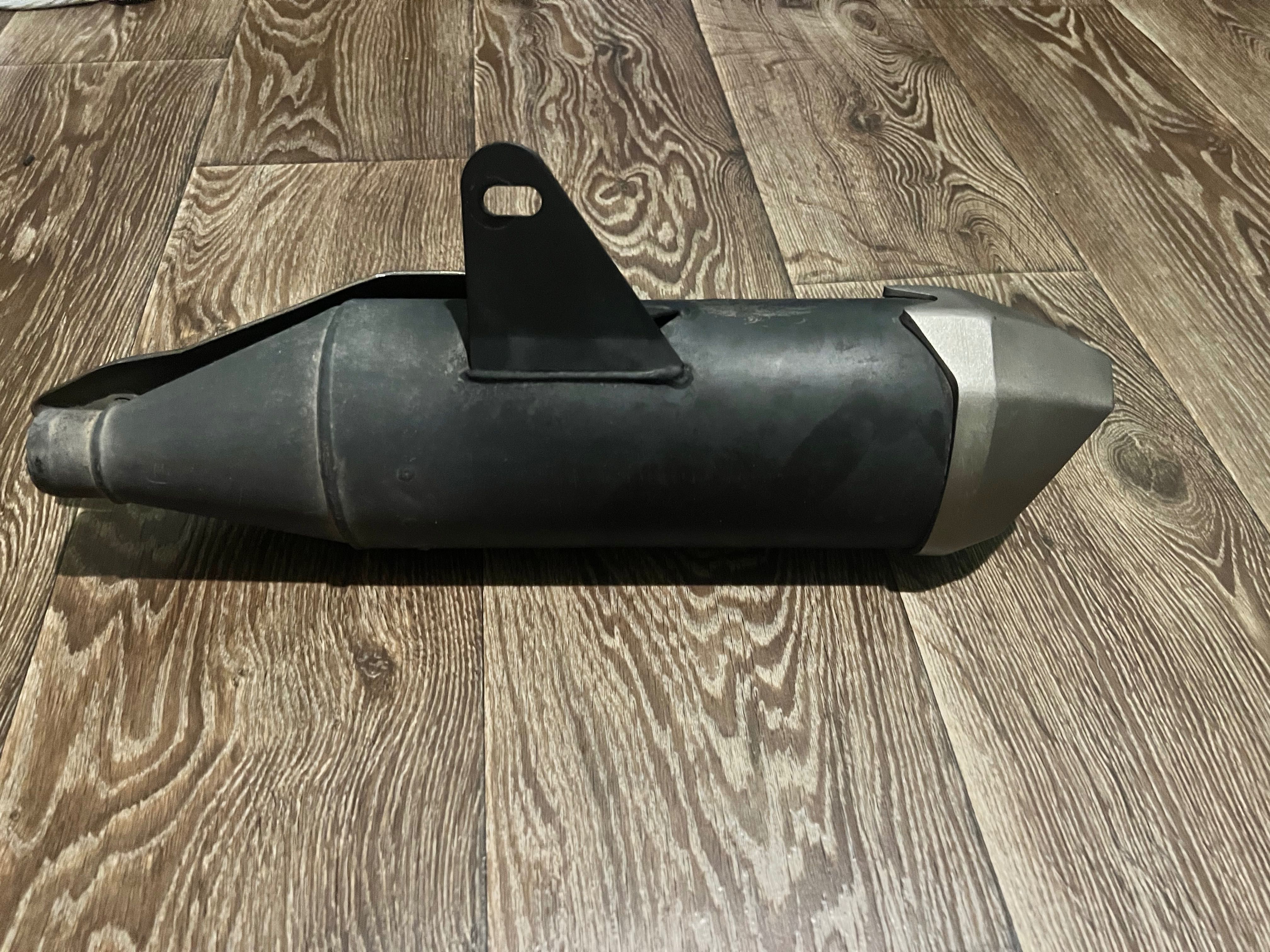 Продам вихлопну від geon cr6s