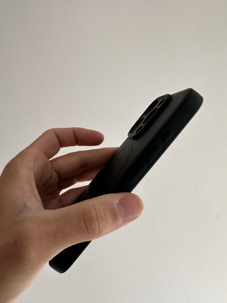 Etui Silicon MagSafe czarne do IPHONE 16 PRO