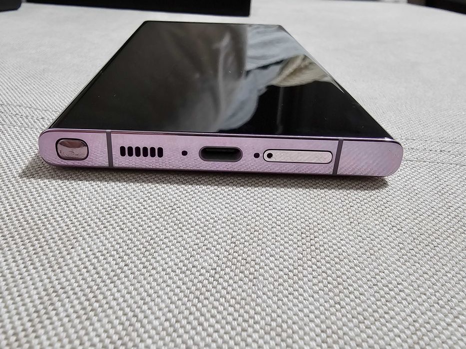 Samsung S23 Ultra com 12/512GB de armazenamento. Excelente estado.