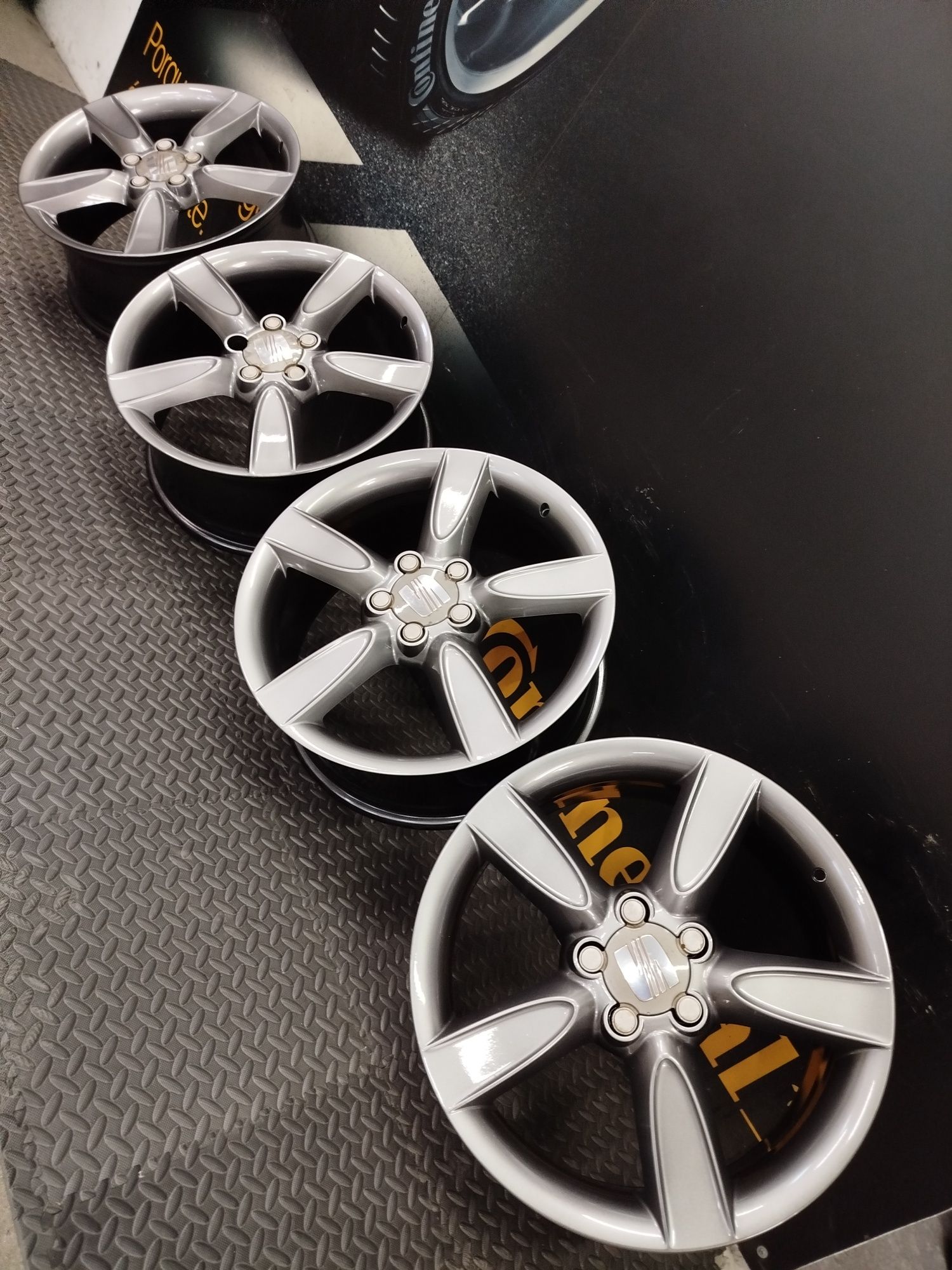 Jantes 18 Originais Seat Leon 5×112