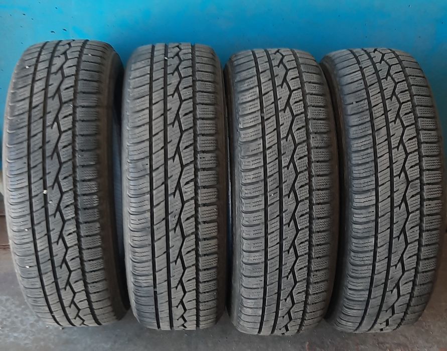 175 65 R14 82T Toyo Celsius 2022