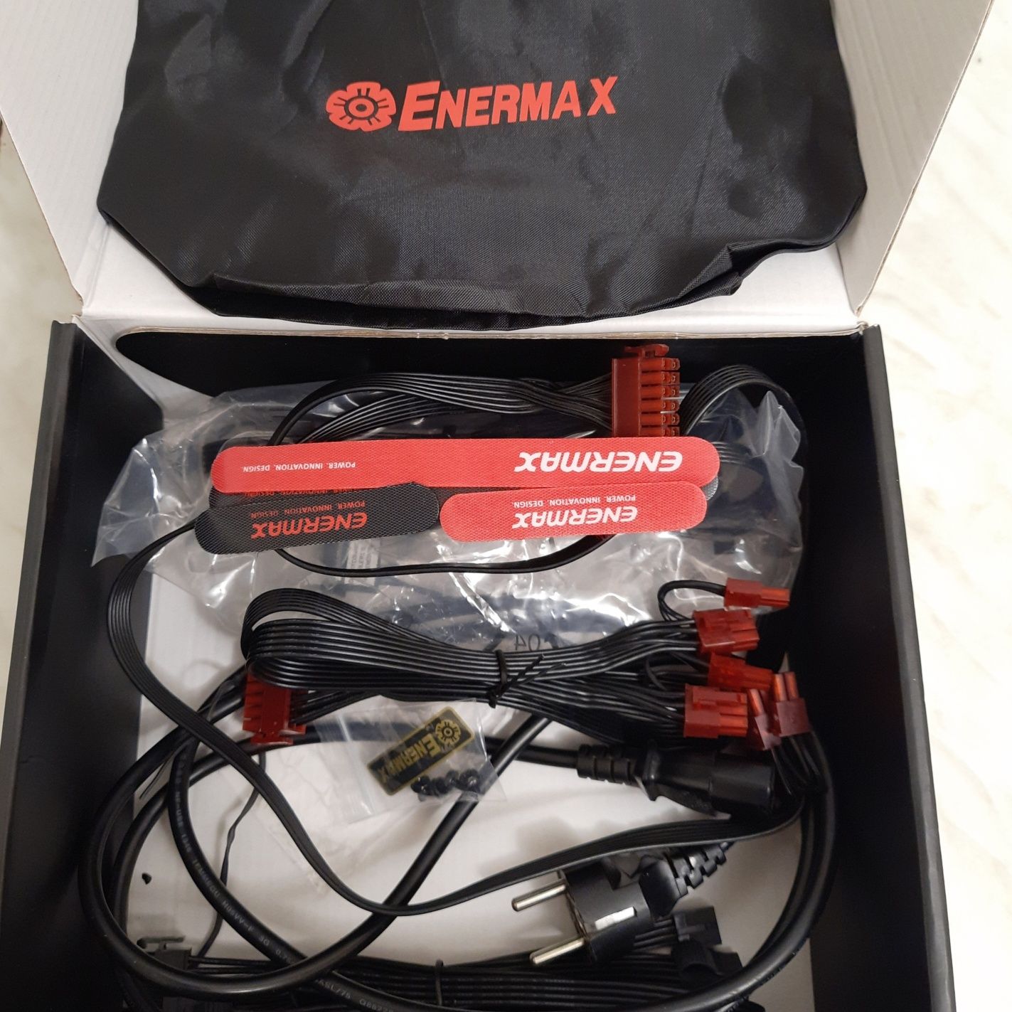 Блок живлення Enermax Revolution Xt II 650 W 80 Plus Gold