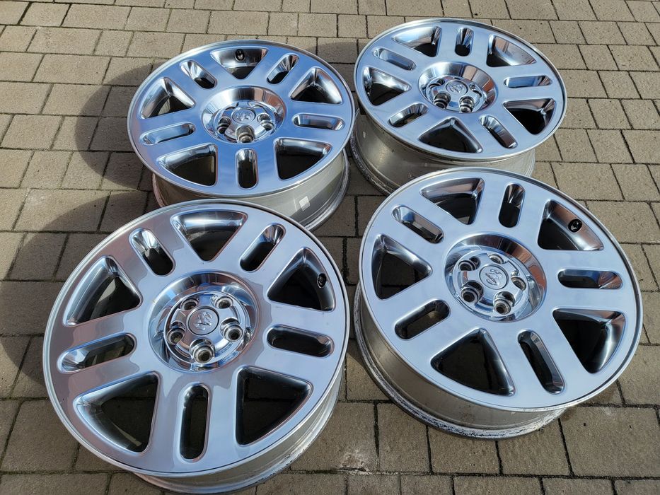 Felgi 20" Aluminiowe chrom Dodge Chrysler Magnum Charger 5x114,3 ory
