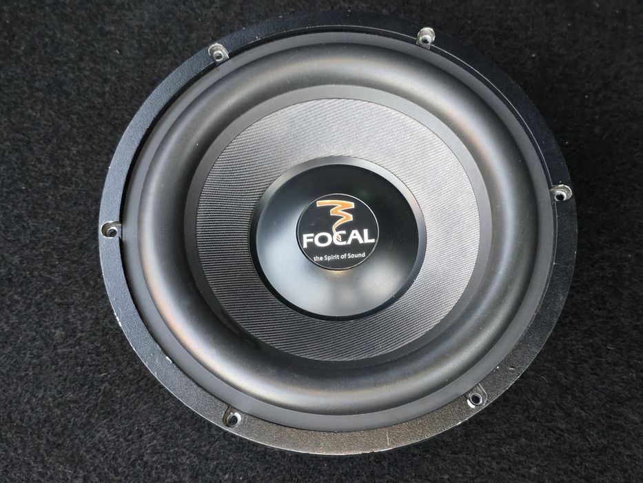 Сабвуфер 27см. Focal Access 27 a
