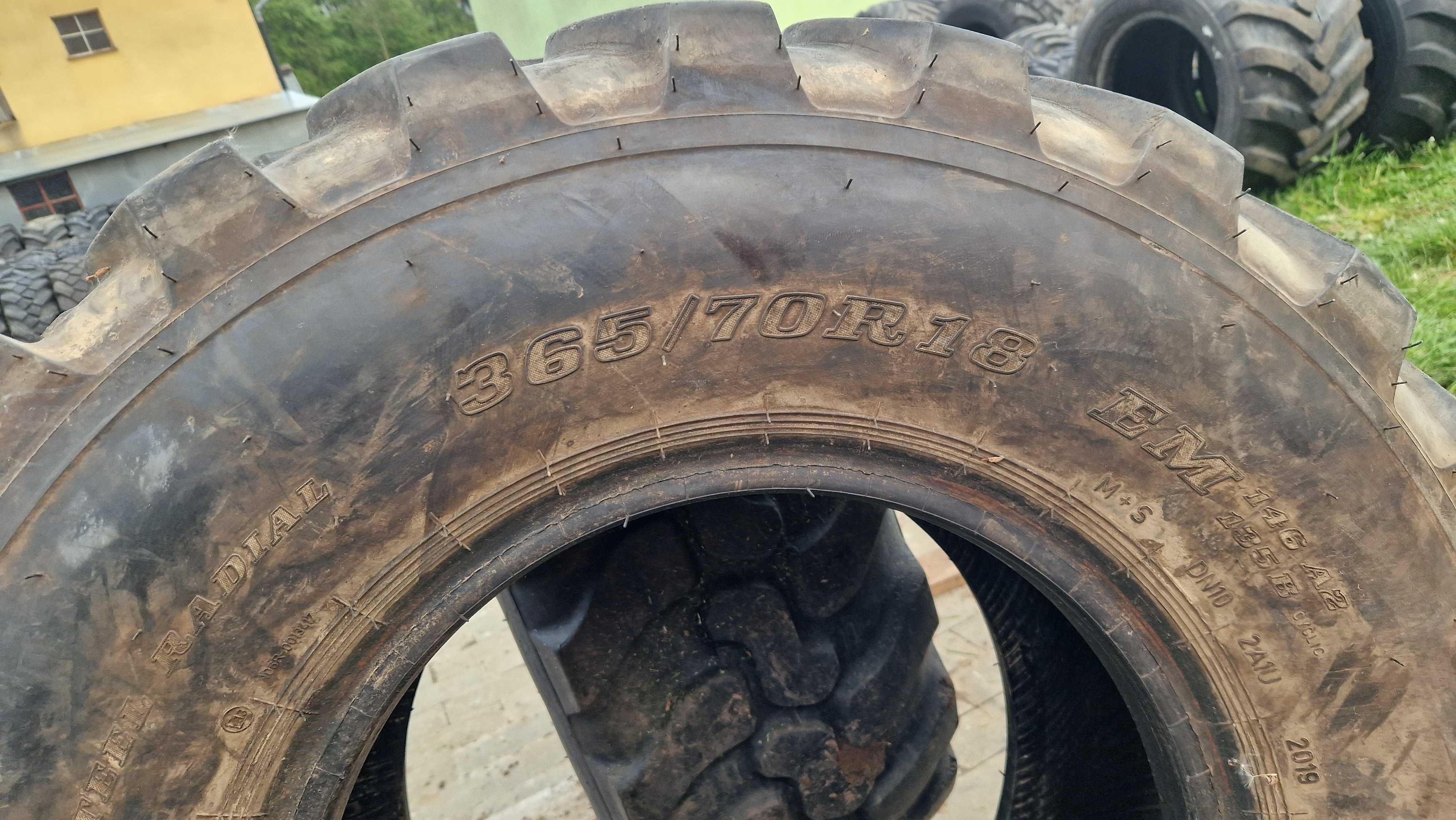 365/70r18 12.5/80-18, 12.5-18, 340/80-18 Dunlop 90%