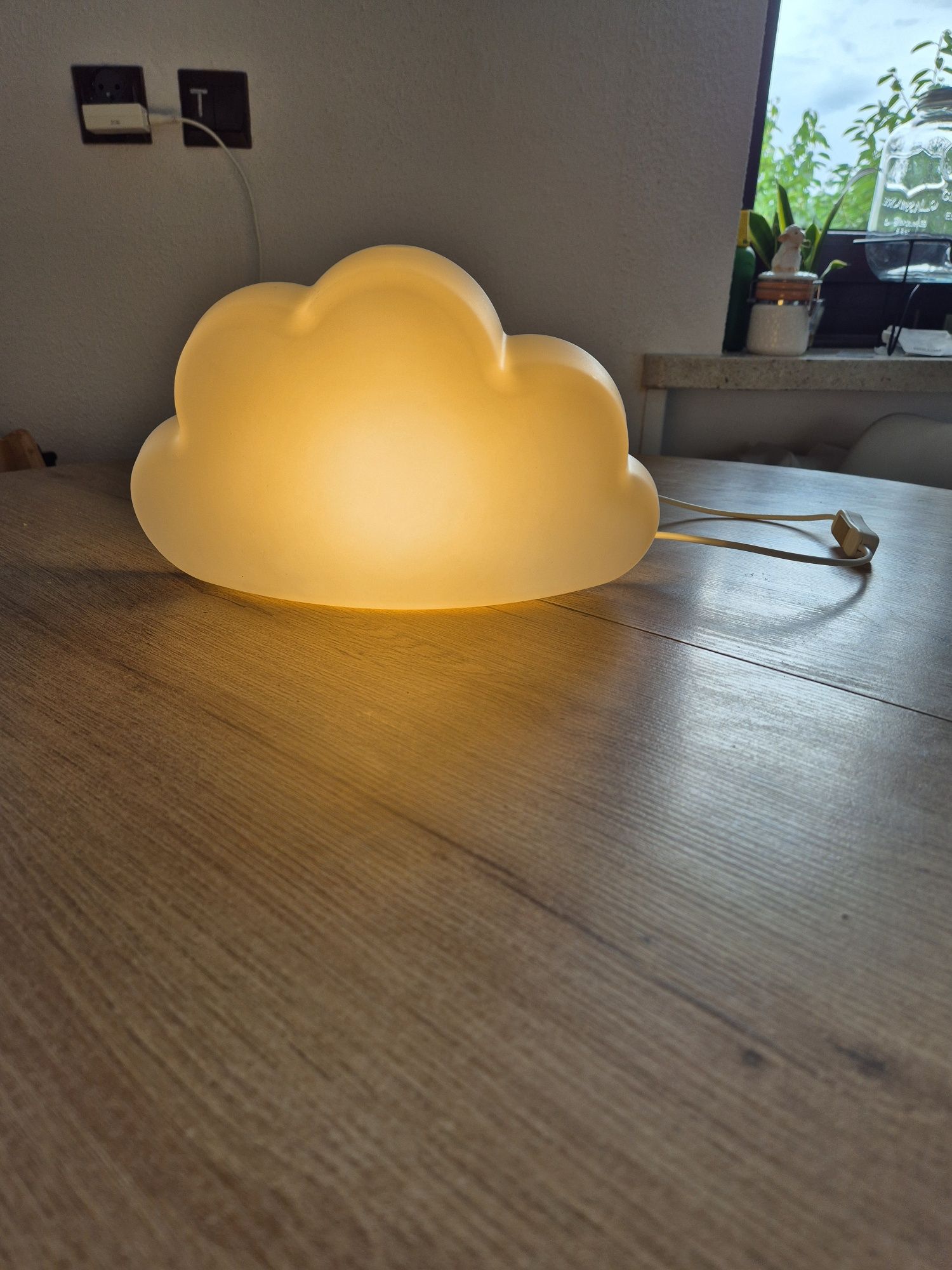 Lampka nocna dla dziecka chmurka ikea