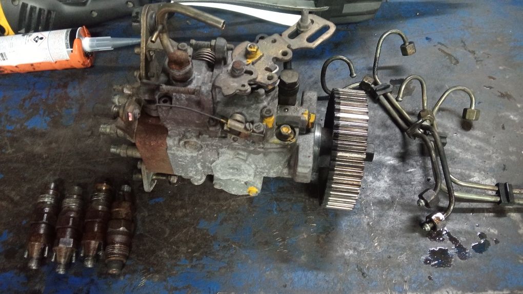 Bomba injetora Bosch Peugeot 205 xad