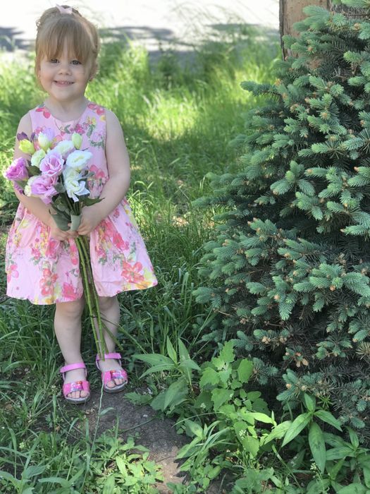 Платье на девочку