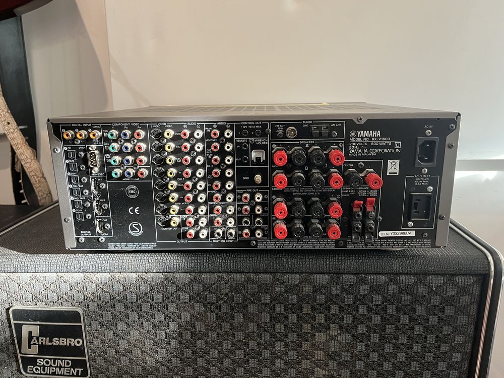 Amplituner yamaha rx-v1600