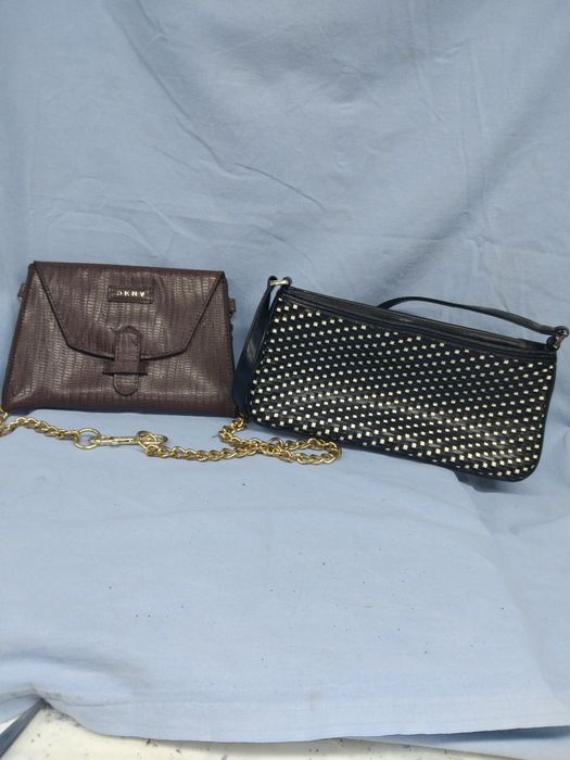 Продам женские сумочки.