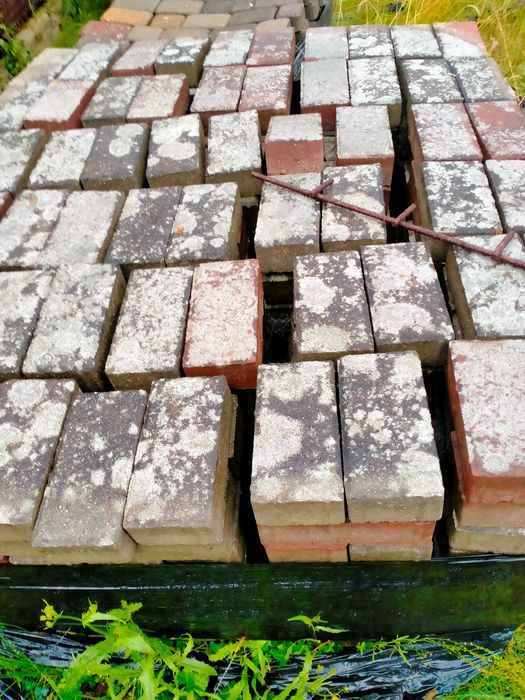 Kostka brukowa uzywana