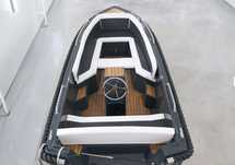 Elegancka Elektryczna Łódź SUN BOAT Wave 475