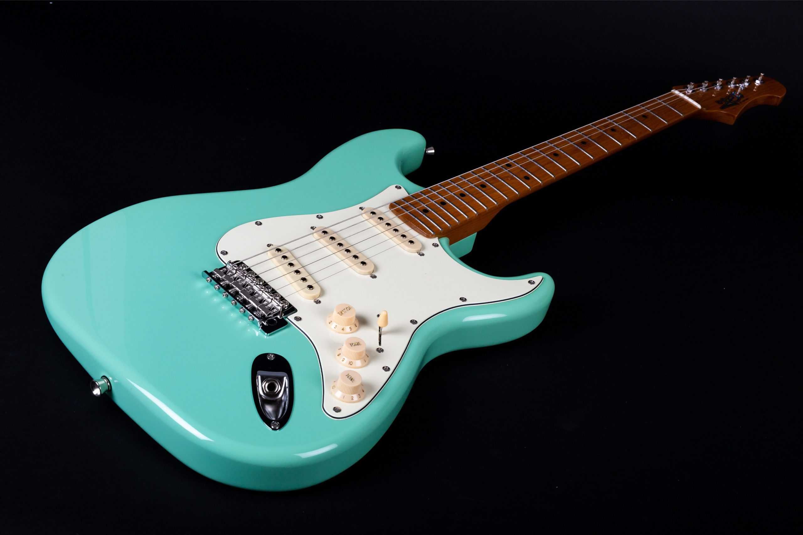 JET JS-300 SFG SSS gitara elektryczna + tuner