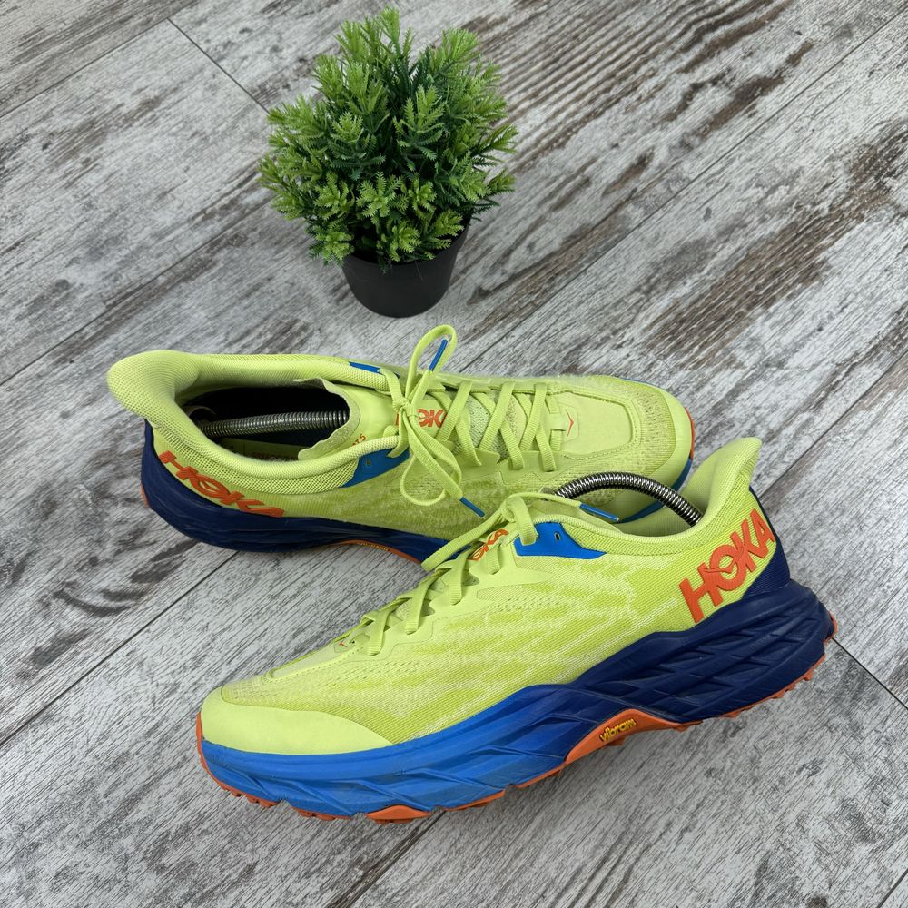 Hoka Speedgoat 5 FS1123C