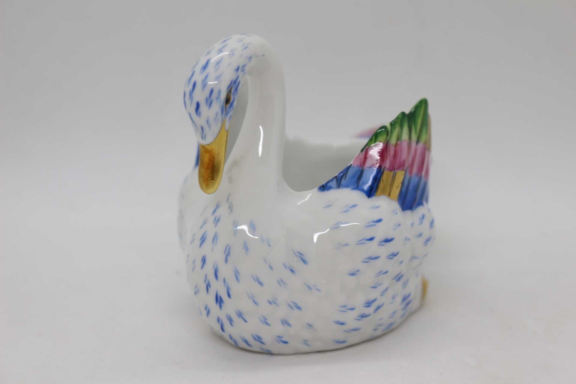 Pequeno Cisne Coleção Calypso Vista Alegre 1971 Pintado à Mão 10 cm