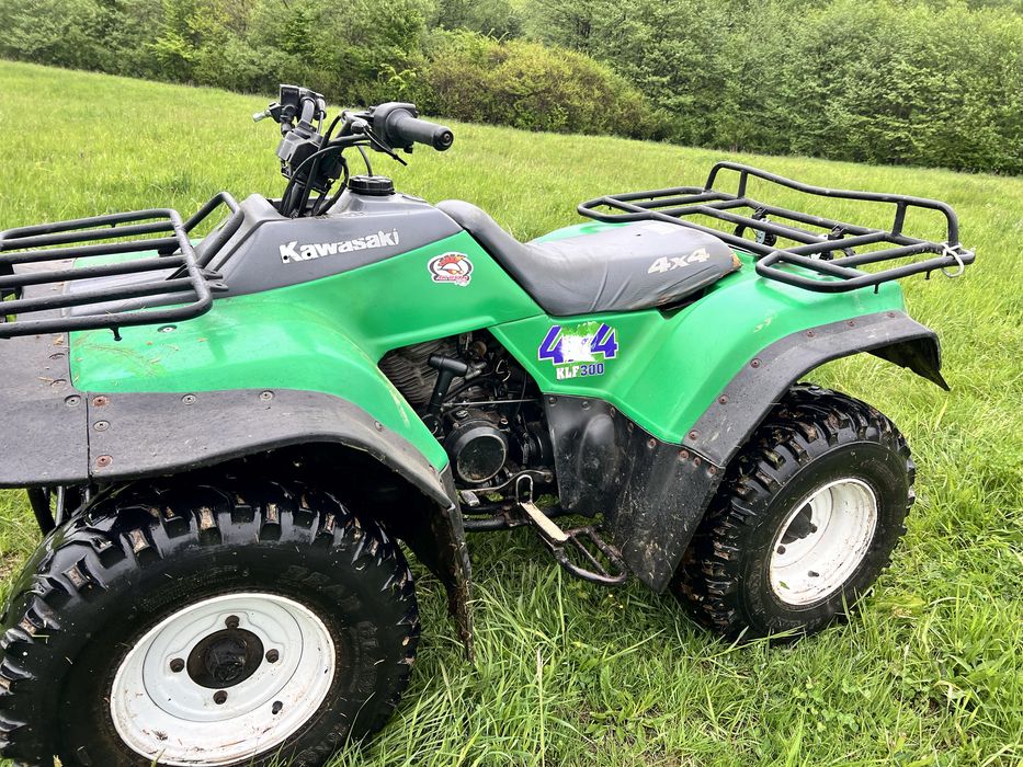 Quad 4x4 Kawasaki KLF 300