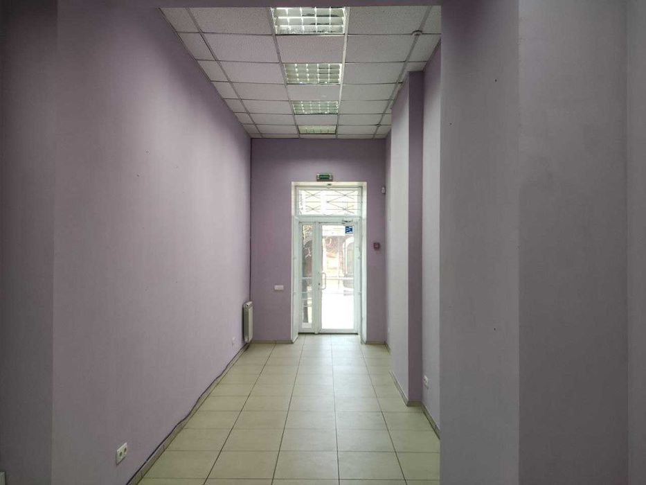 Здам в оренду ( Продажа) нежитлове приміщення Троїцька 26.