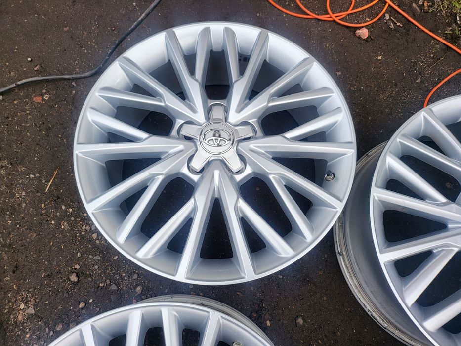 Alufelgi 18 Toyota CHR CH-R Auris Corolla Yaris Cross 5x114,3 TPMS