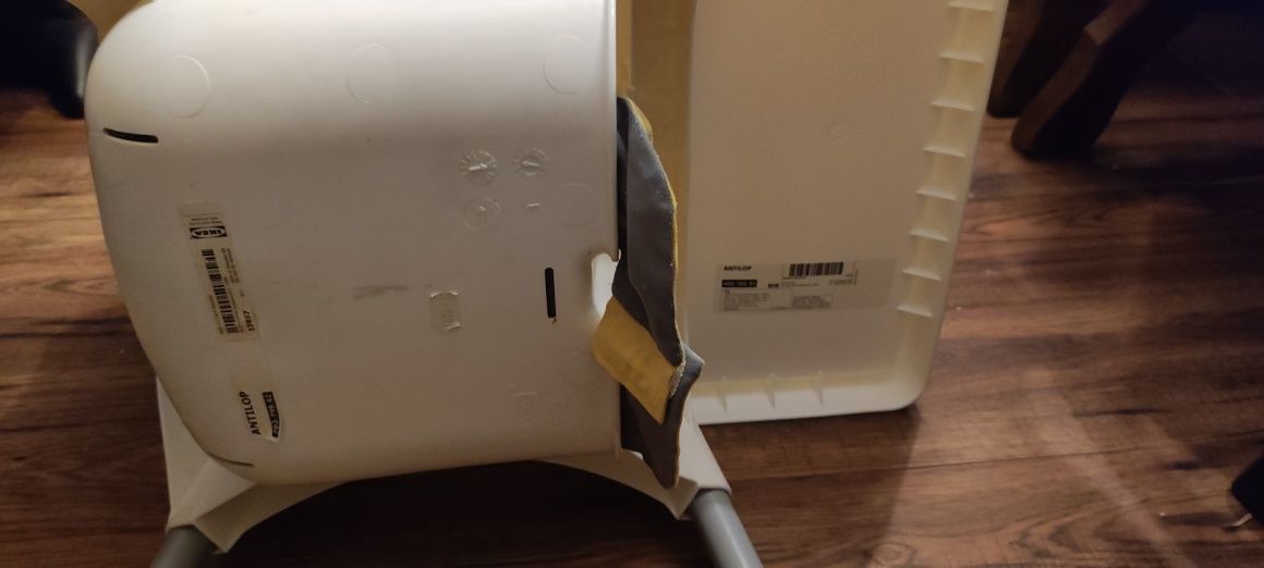 Krzesełko do karmienia Ikea antilop z pokrowcami na siedzenie
