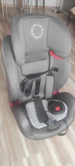 Cadeira auto Pierre Cardin