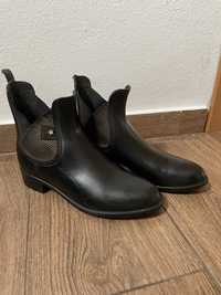 Botas cubanas pretas