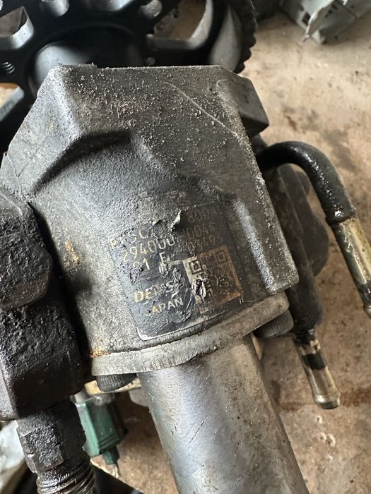 Топоивный насос ТНВД МАЗДА 3 6gg СТО