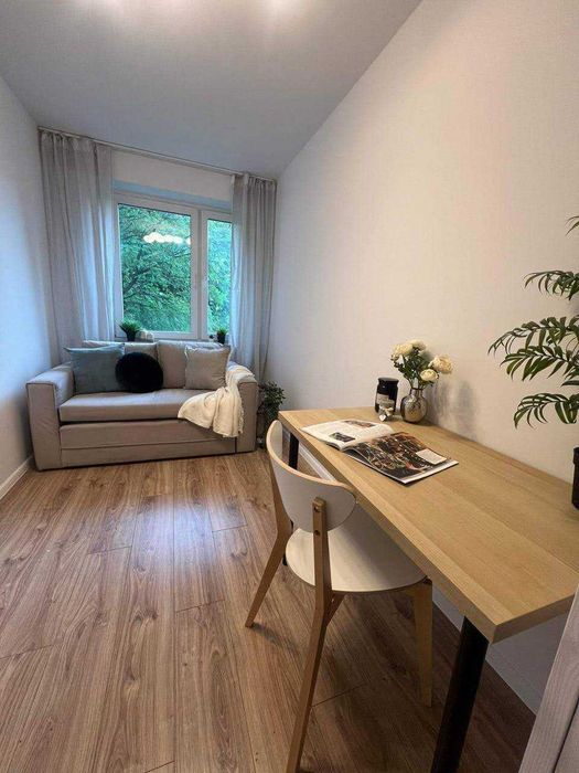 OD zaraz fajny przytulny pokój 15-20 min do centrum Ursus internet