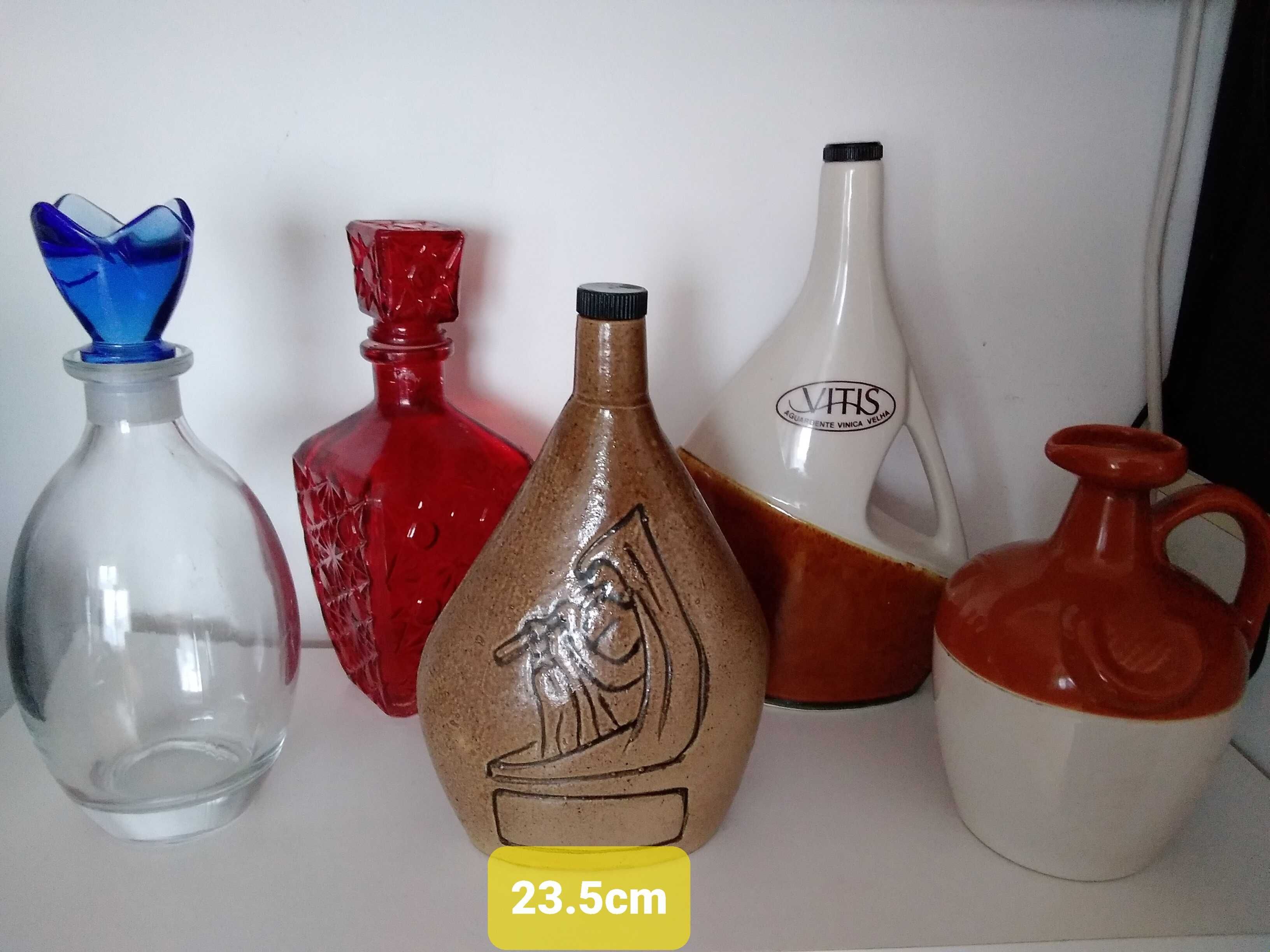5 Garrafas cerâmica e vidro cada 5€, tudo 15€