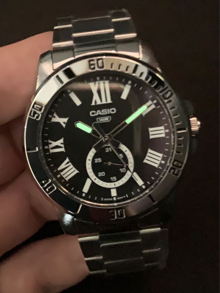 Годинник чоловічий Casio MTP-VD200D-1B Оригінал Гарантія Часы мужские