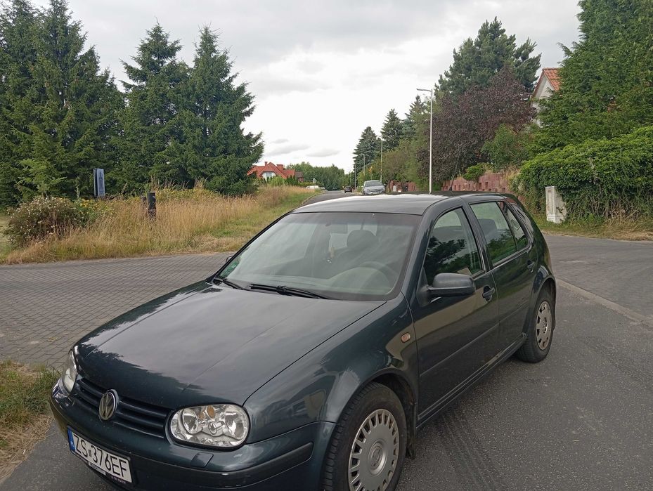 Volkswagen Golf zadbany benzynka Climatronic Mozliwa zamiana!