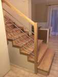 Schody dębowe z balustradą