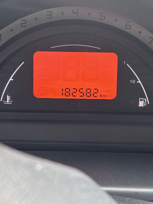 Citroen C3,хечбек.
