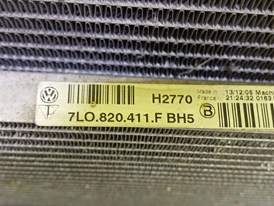 Касета радиатора 2.5d Volkswagen Touareg GP Туарег Радиатор BAC 2.5