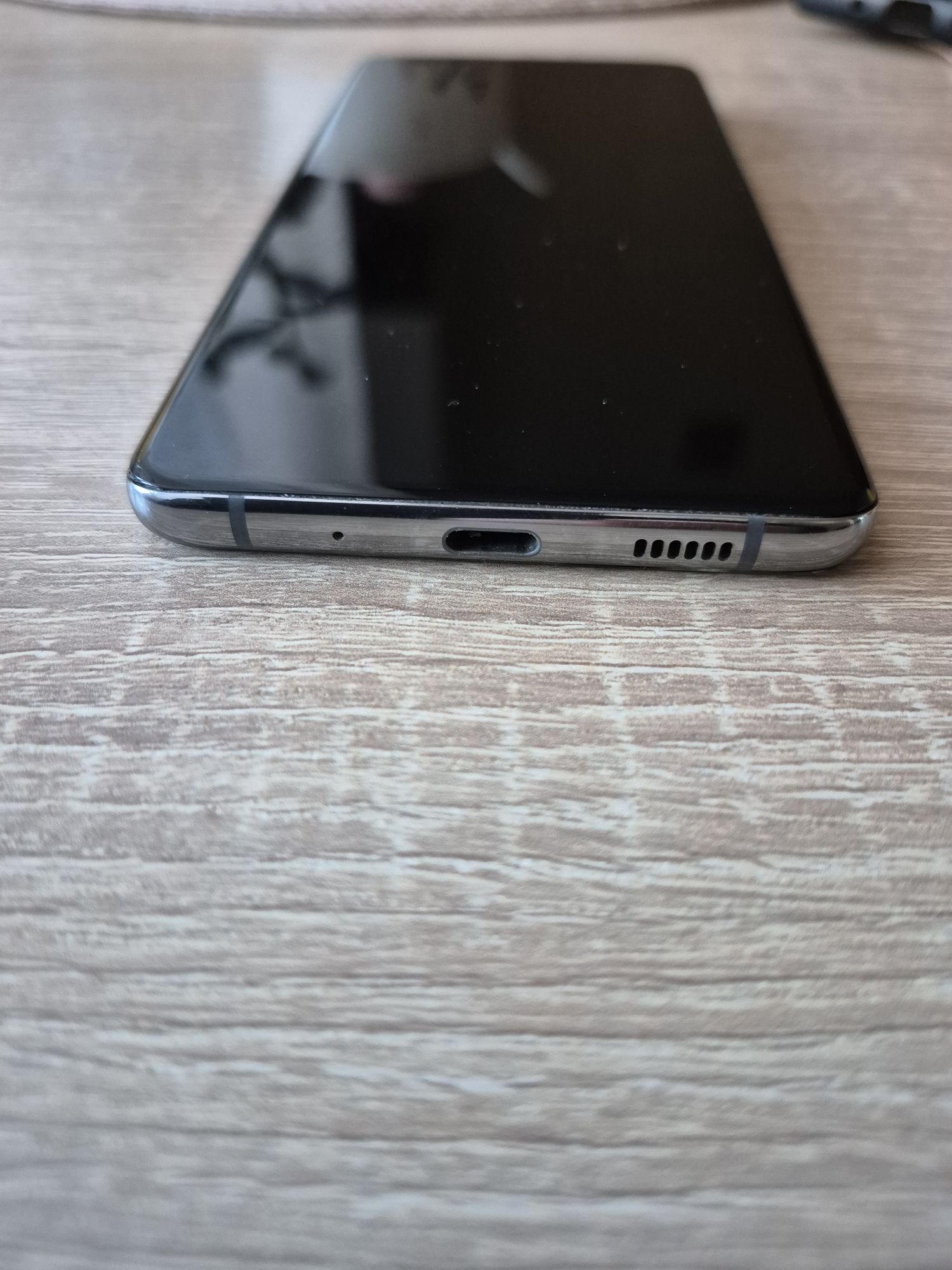 Продам samsung s 20 plus 5g grey
