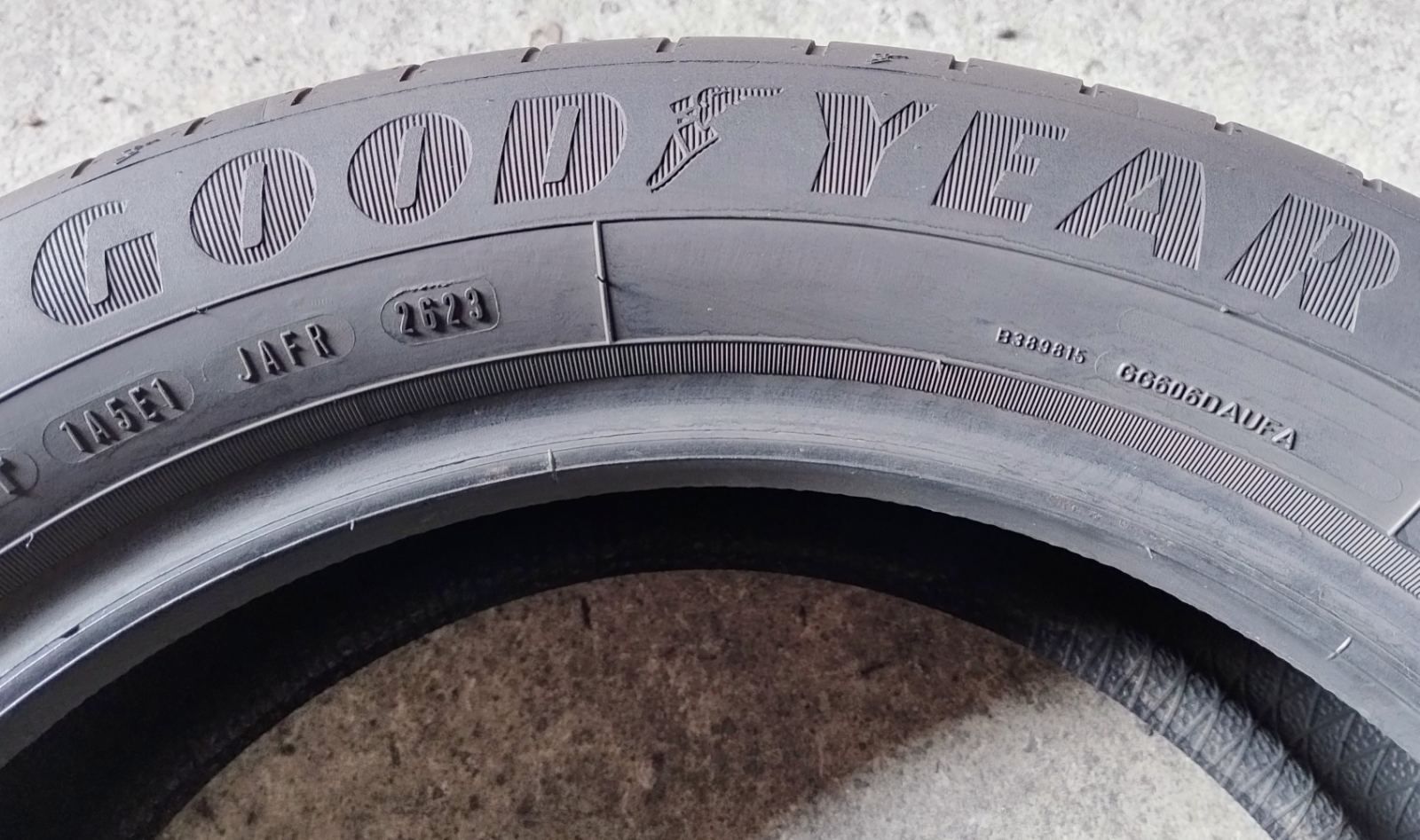 Шини літні R17 205/55 Good Year Efficient Grip Performance