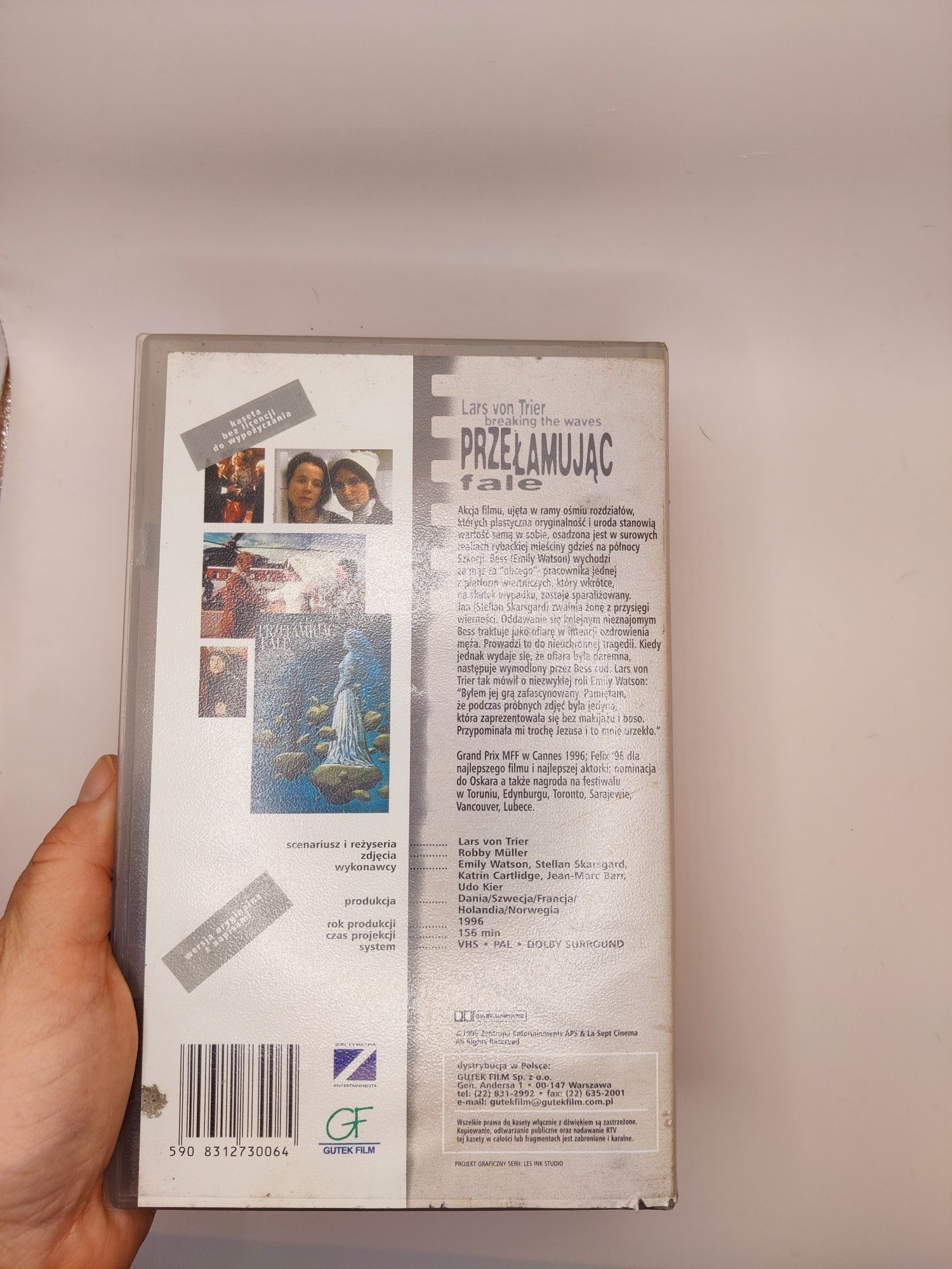 Film VHS Przełamując fale Lars von Trier