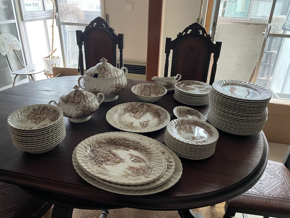 Serviço Inglês de jantar, porcelana