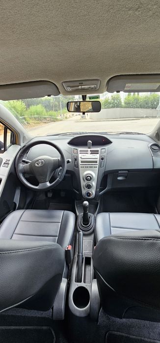 Toyota Yaris 1.0 Gasolina
