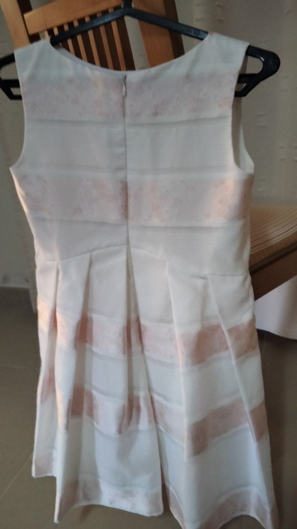 Vestido de cerimónia para criança