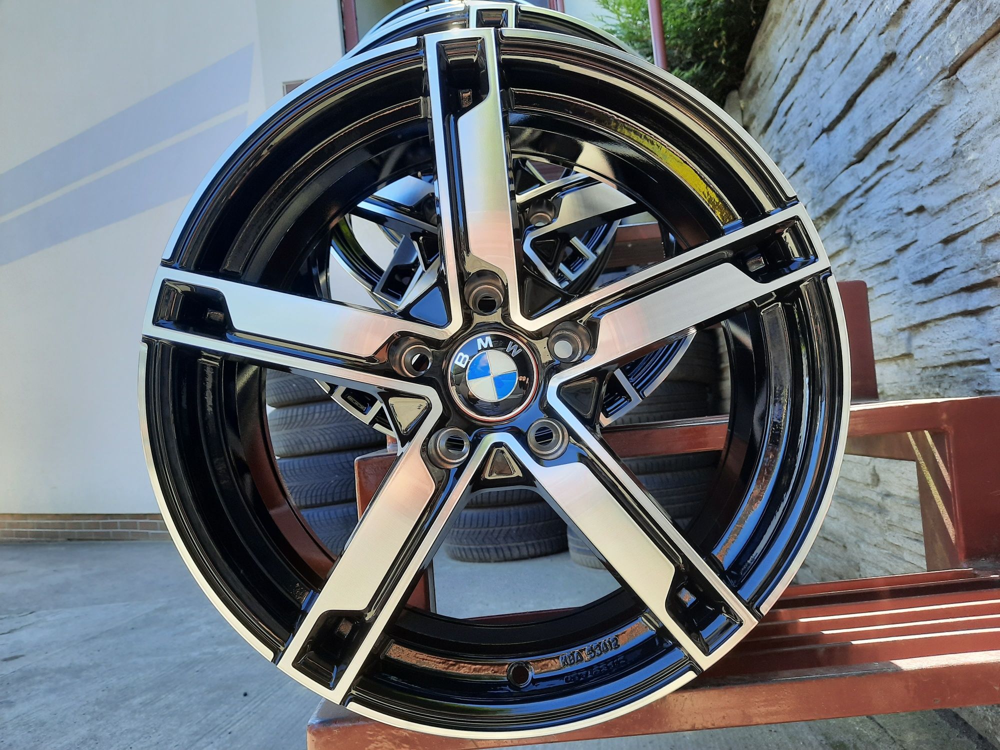 Alufelgi 18 BMW 5x120 3 5 X1 X3 F30 F25 F10 E90 E84 E83 E46 E91 MAM W4