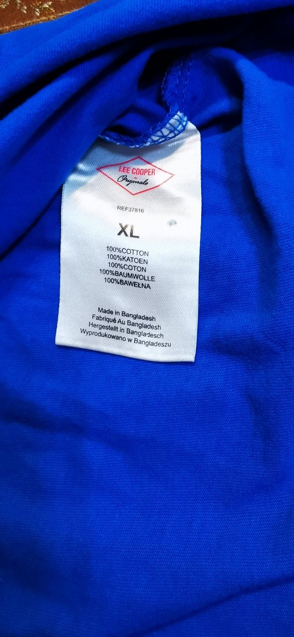 Koszulka młodzieżowa Lee Cooper.