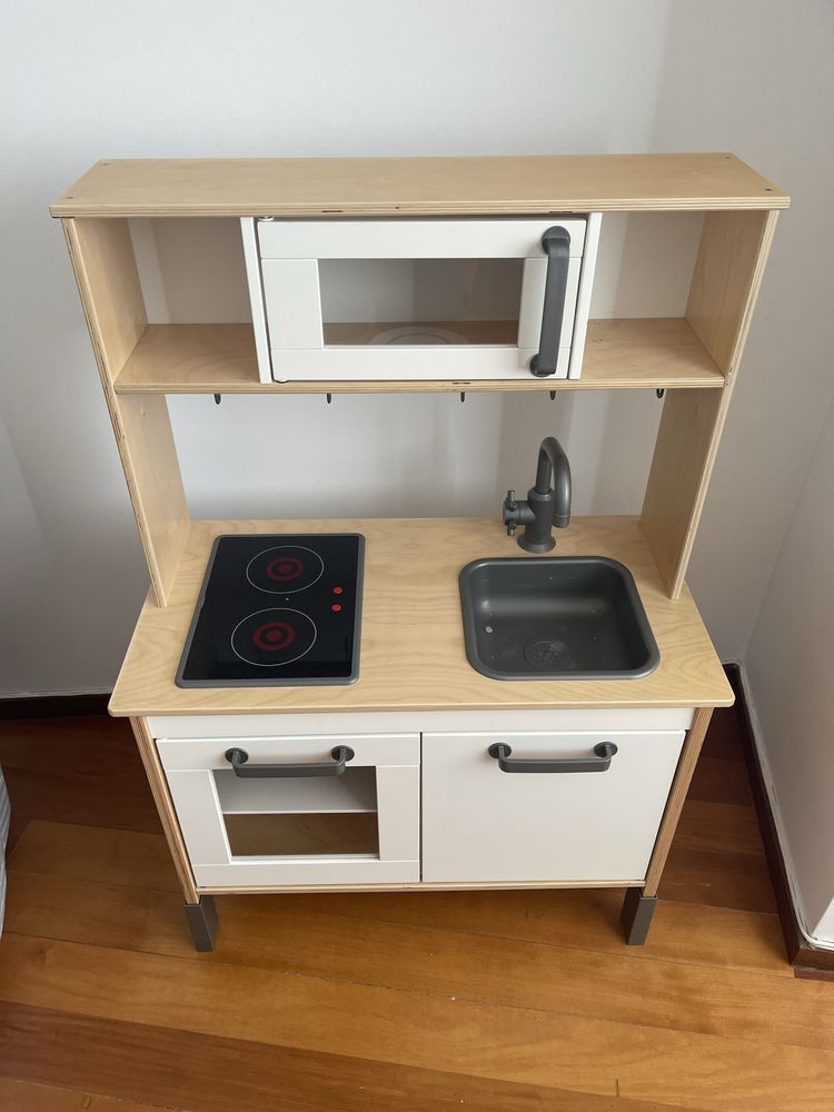 Cozinha de brincar (Ikea)