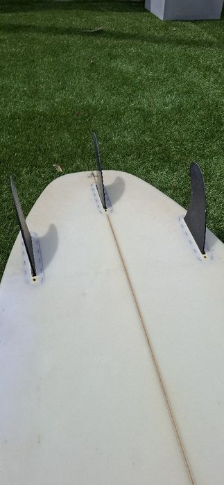 Prancha de Surf Stinky Tofu 6’2” + Saco Dakine