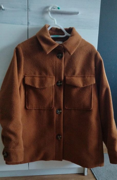 Jesienny płaszcz brązowy H&M