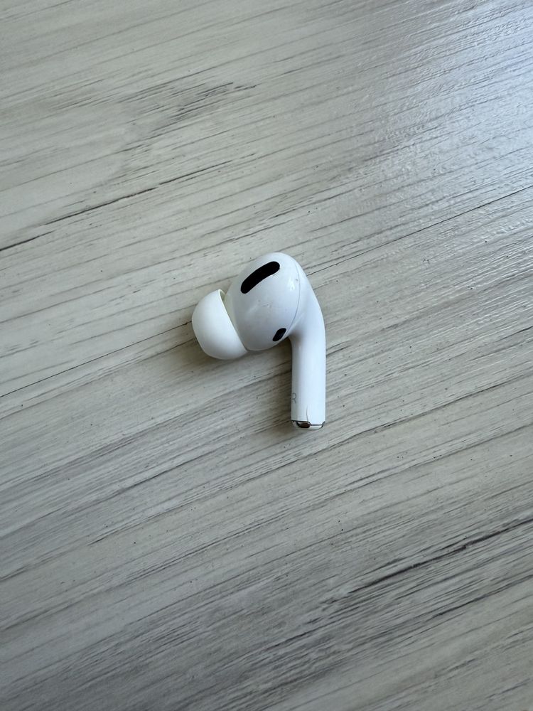 Prawa słuchawka AirPods Pro (1. gen; A2084) oryginalna