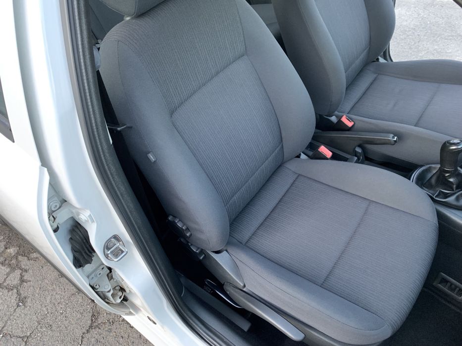 Skoda Octavia Tour 2009 1.6