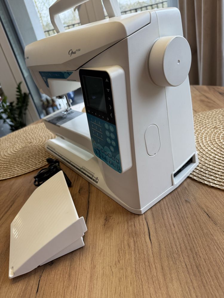 Automatyczna Maszyna do szycia Husquvarna Viking Opal 650