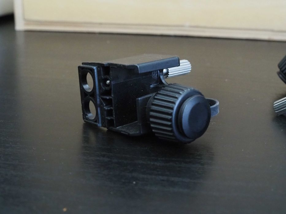 Organizadores de Cabos para Máquinas Sony - NUNCA USADOS!