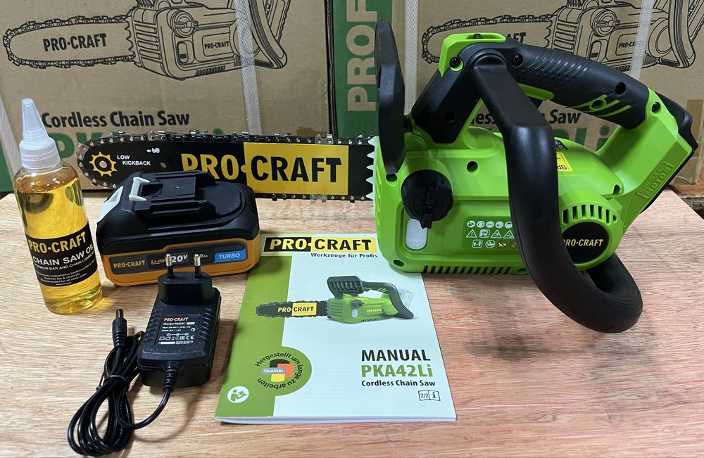 Акумуляторна ланцюгова пила Procraft PKA42Li шина 30см/ АКБ 4А та ЗП